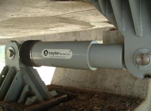 【鋼結構資訊】鋼結構建筑抗震新器————阻尼器