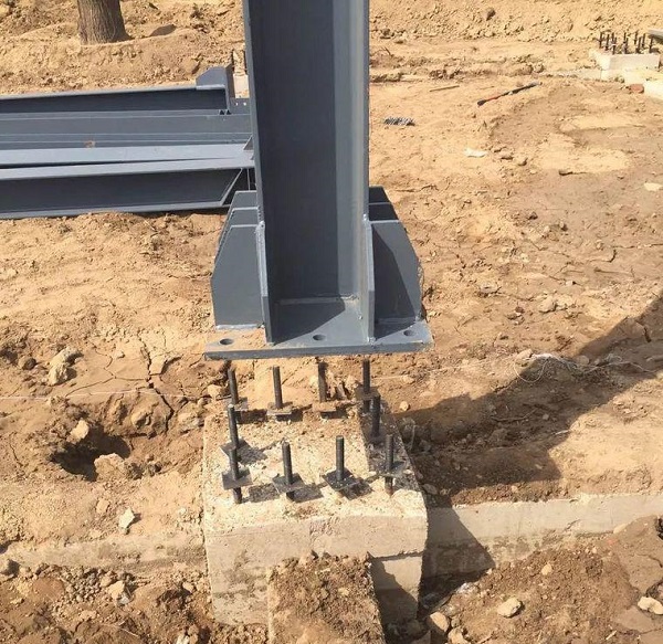 鋼構廠房構件的連接節點和柱腳設計應注意這幾點