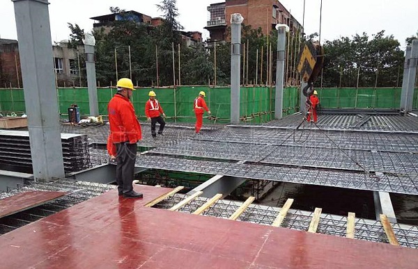 了解鋼筋桁架樓承板安裝要求，問題即可對照解決