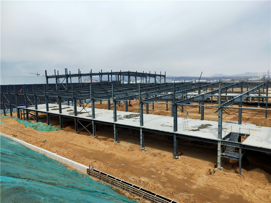 山西鋼結(jié)構(gòu)施工現(xiàn)場(chǎng)